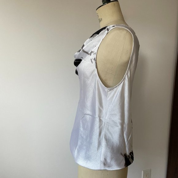 3For$20/Le Château Chic Tank Top - Made in 🇨🇦 - Picture 3 of 7